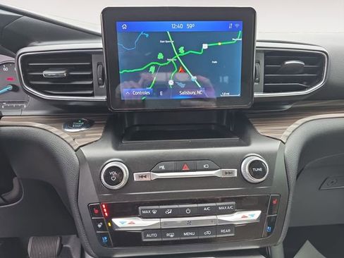 Used 2020 Ford Explorer Limited w/ Class III Trailer Tow Package image 9