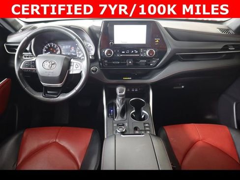 Used 2023 Toyota Highlander XSE AWD/4WD image 16
