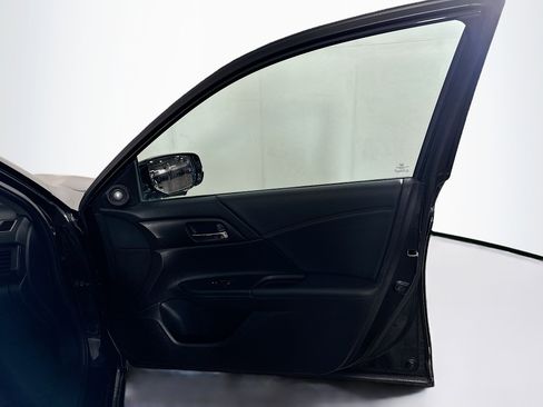 Used 2014 Honda Accord EX-L image 30