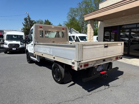 Used 2018 Ford Transit 250 138 image 2