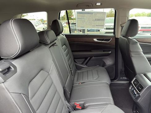 New 2026 Volkswagen Atlas SEL AWD/4WD image 10