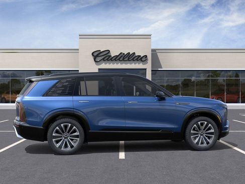 New 2026 Cadillac Vistiq Sport w/ LPO, Floor Liner Package image 37