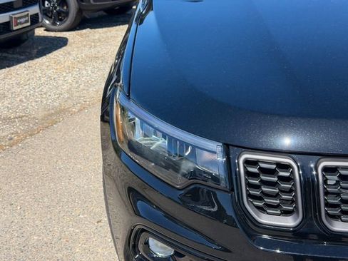 New 2026 Jeep Compass Limited image 5