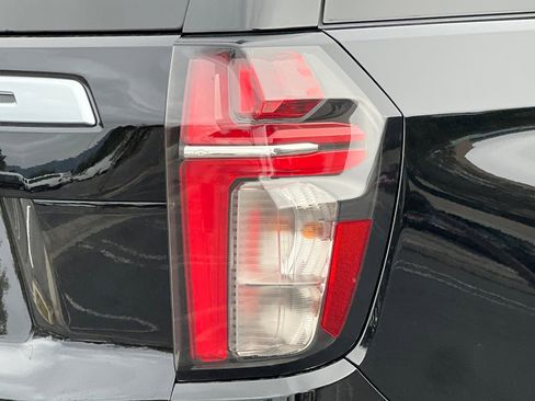 Used 2024 Chevrolet Suburban High Country w/ Premium Package 2 image 52