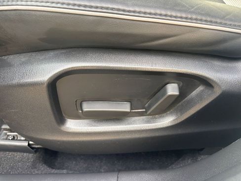 Used 2025 MAZDA CX-5 AWD 2.5 S w/ Select Package image 23