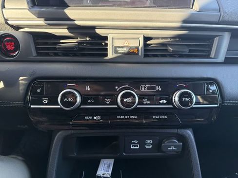 New 2025 Honda Pilot EX-L image 17
