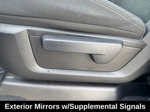 Used 2024 RAM 2500 Tradesman w/ Chrome Appearance Group image 20