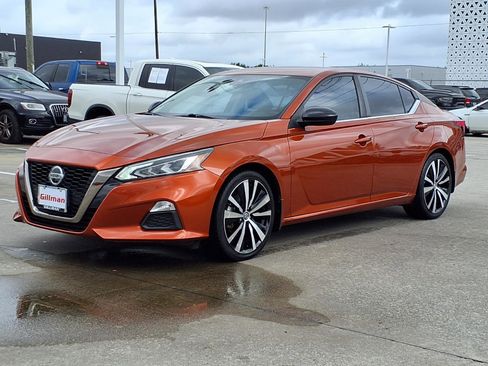 Used 2022 Nissan Altima 2.5 SR FWD image 24