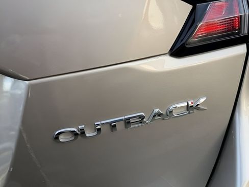 Used 2020 Subaru Outback Premium image 14