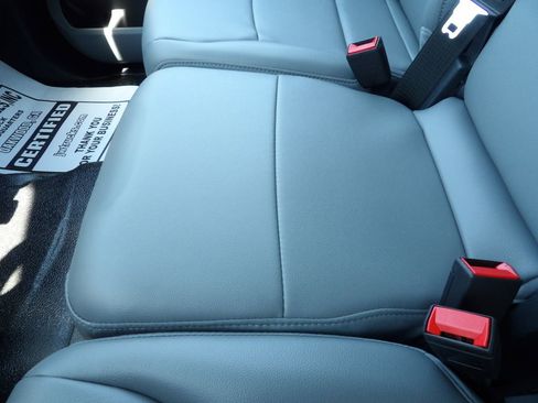 Used 2024 Ford F550 2WD Crew Cab Super Duty image 27