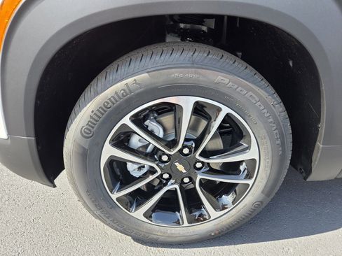 New 2026 Chevrolet TrailBlazer LT w/ Convenience Package image 4