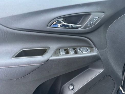 Certified 2023 Chevrolet Equinox RS FWD image 25