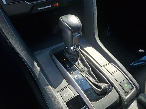 Used 2017 Honda Civic Sport image 14