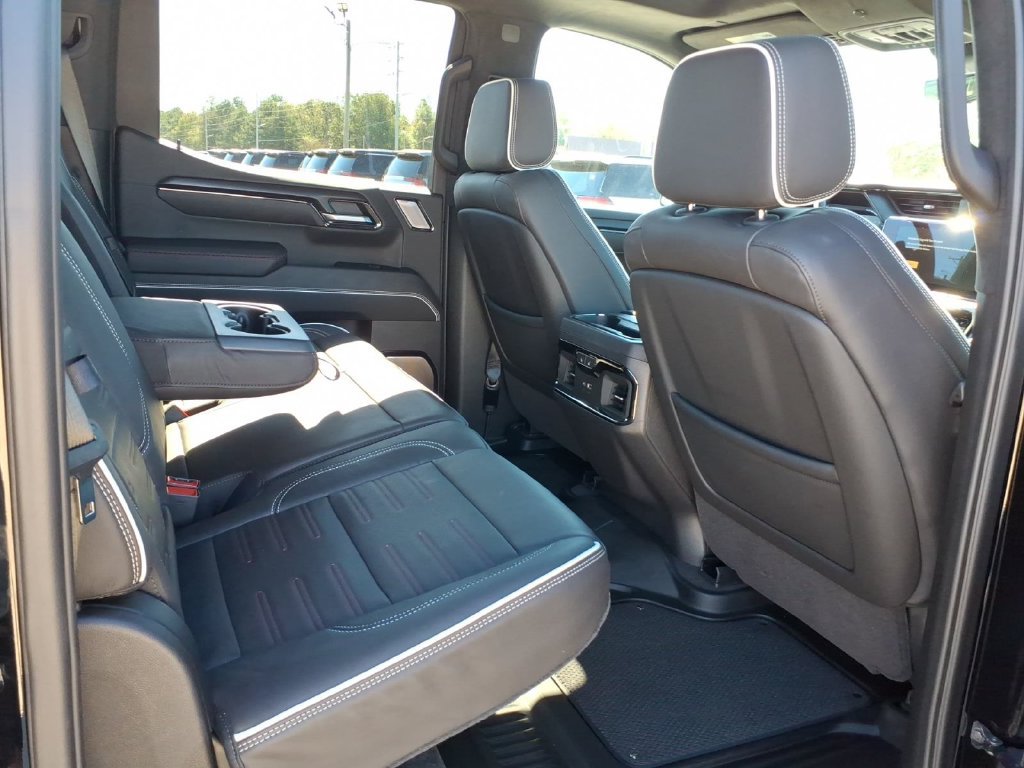 Used 2025 GMC Sierra 1500 AT4X AWD/4WD image 14