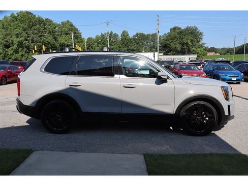 Used 2021 Kia Telluride SX w/ SX Prestige Package AWD/4WD image 10