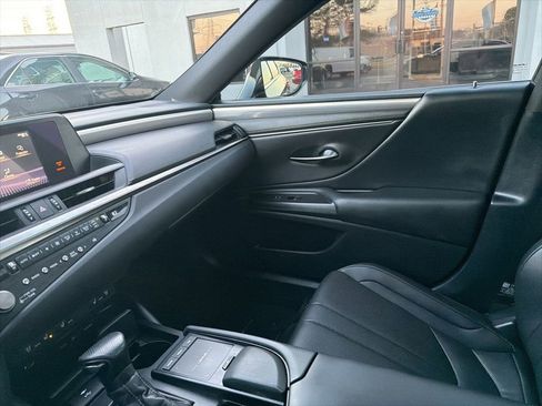 Used 2021 Lexus ES 350 F Sport w/ Accessory Package image 23