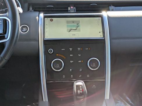 Used 2021 Land Rover Discovery Sport S image 15