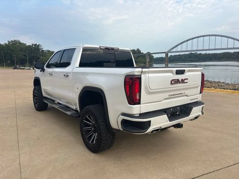 Used 2023 GMC Sierra 1500 Denali AWD/4WD image 4