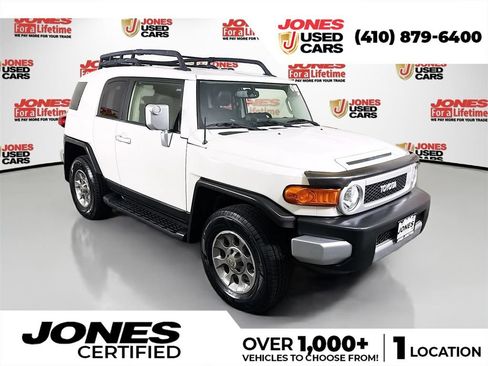 Used 2013 Toyota FJ Cruiser 4WD w/ Upgrade Pkg image 1