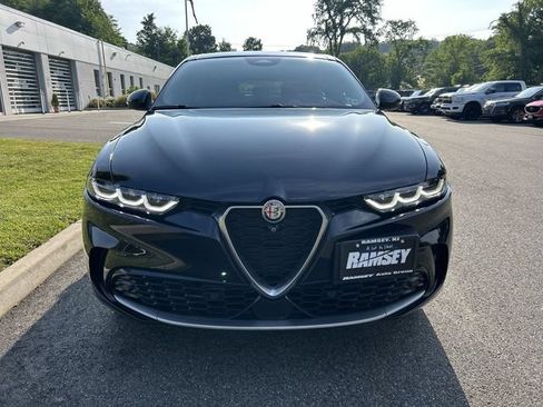Used 2024 Alfa Romeo Tonale Ti AWD/4WD image 3
