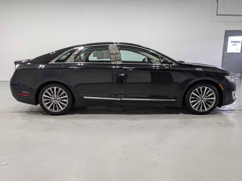 Used 2019 Lincoln MKZ Premiere image 7