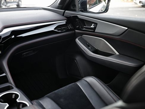 Used 2022 Acura MDX Type S image 31