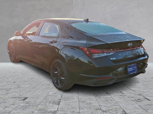 Certified 2023 Hyundai Elantra SEL w/ Cargo Package FWD image 5