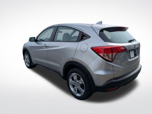 Used 2016 Honda HR-V LX image 8