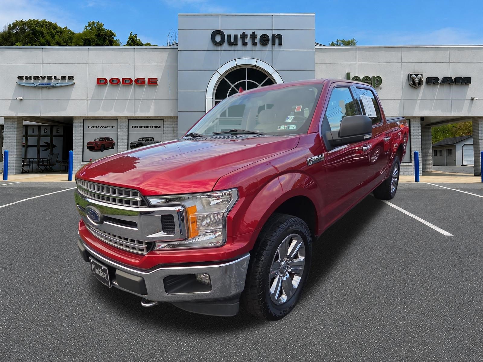 Used 2018 Ford F150 XLT w/ Equipment Group 302A Luxury AWD/4WD image 8