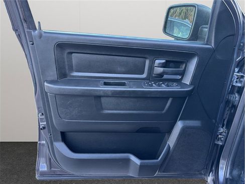 Used 2019 RAM 1500 4x4 Crew Cab Tradesman image 19