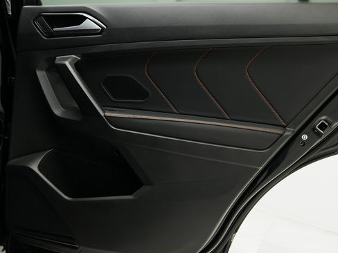 Used 2024 Volkswagen Tiguan Wolfsburg Edition image 46