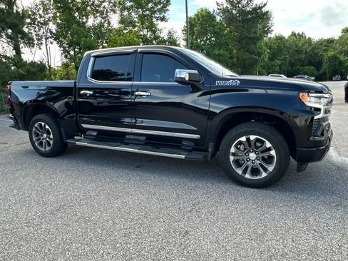 Used 2023 Chevrolet Silverado 1500 High Country w/ Technology Package AWD/4WD image 8