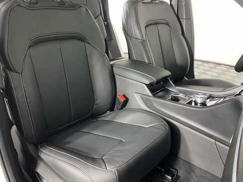 New 2026 Jeep Grand Cherokee Limited Reserve AWD/4WD image 23