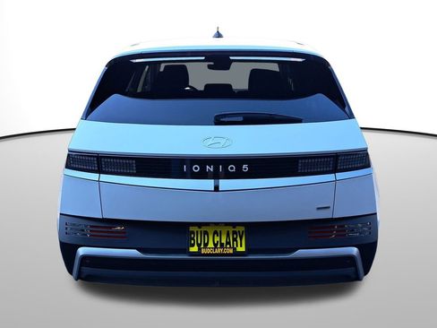 New 2025 Hyundai Ioniq 5 SE image 7