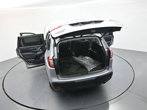 Used 2025 Subaru Ascent Limited w/ Popular Package #2 AWD/4WD image 38