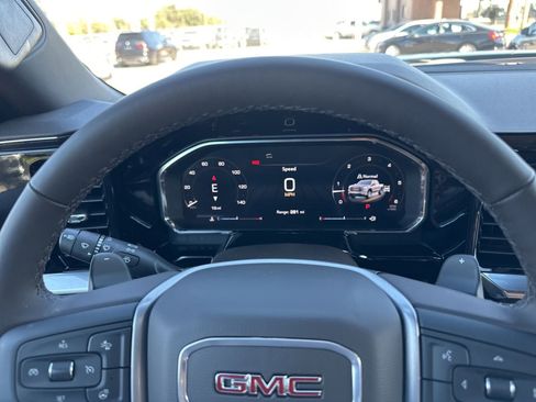 New 2026 GMC Sierra 1500 SLT w/ SLT Premium Plus Package image 29