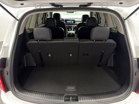 Certified 2023 Kia Telluride S w/ S Sunroof Package AWD/4WD image 20