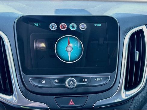 Used 2018 Chevrolet Equinox LT w/ Sun & Infotainment Package AWD/4WD image 19