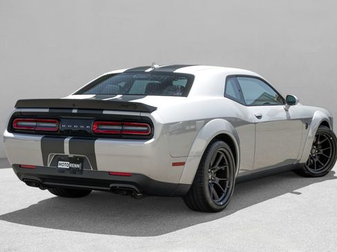 Used 2023 Dodge Challenger SRT Hellcat w/ Plus Package RWD image 3