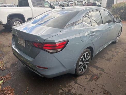 Used 2024 Nissan Sentra SV w/ SV Premium Package image 3