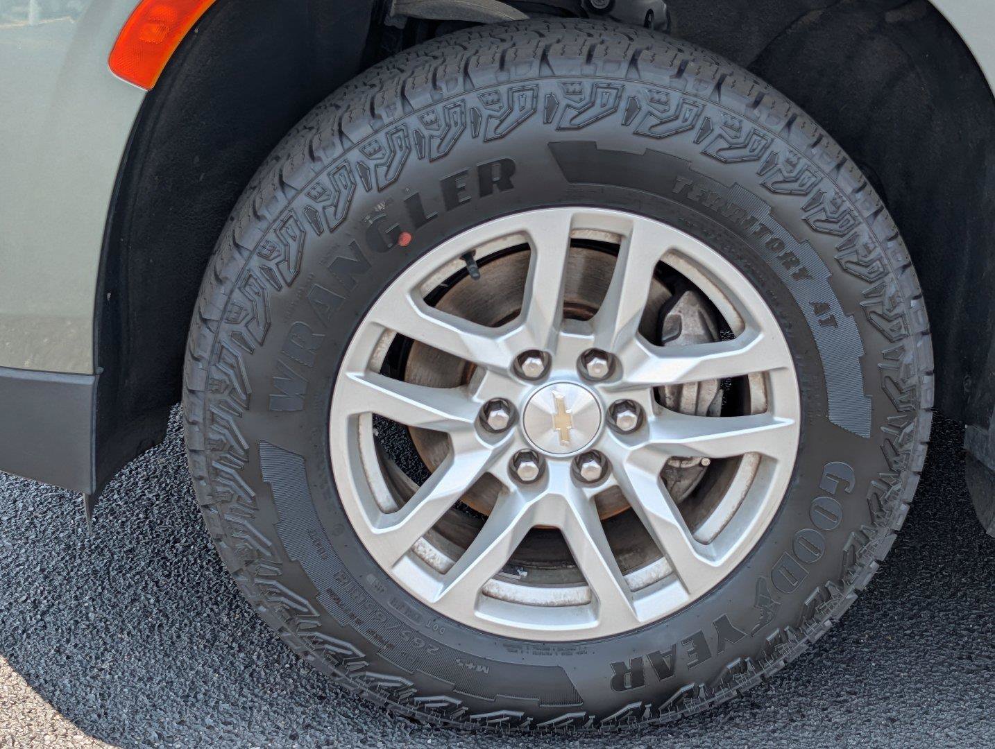Used 2023 Chevrolet Tahoe LT RWD image 9