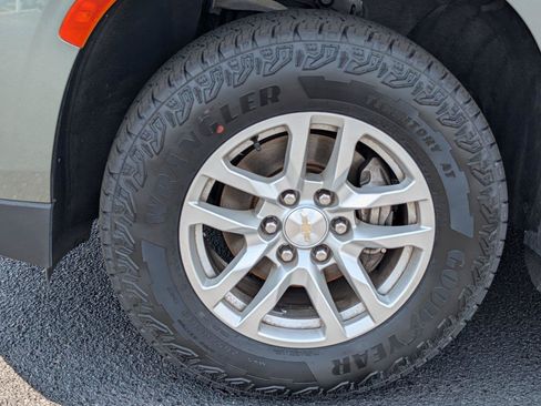 Used 2023 Chevrolet Tahoe LT RWD image 9