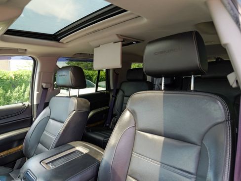 Used 2017 GMC Yukon Denali w/ Open Road Package AWD/4WD image 25