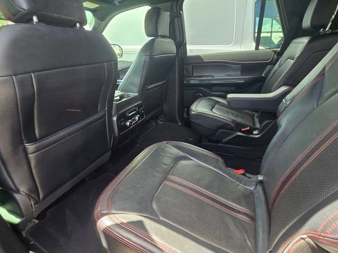Used 2019 Ford Expedition Limited w/ Equipment Group 303A RWD image 9