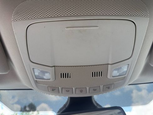 Used 2024 Ford Edge Titanium AWD/4WD image 35