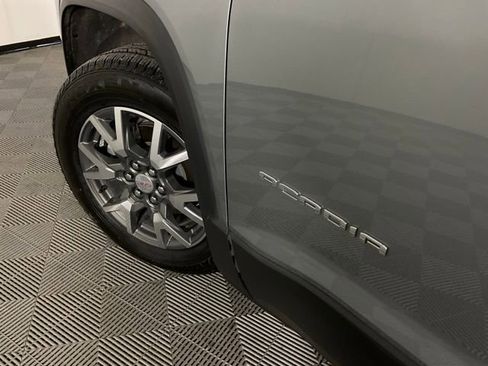 Used 2023 GMC Acadia SLE w/ Driver Convenience Package image 44