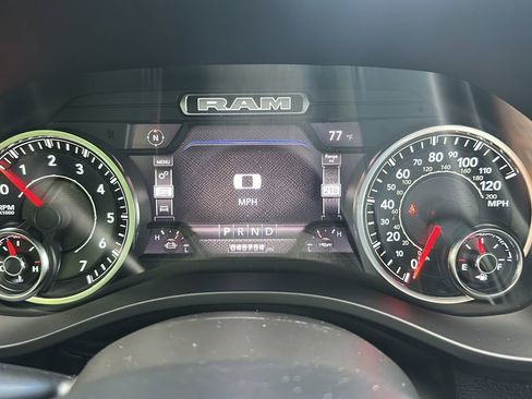 Used 2023 RAM 1500 Laramie image 36