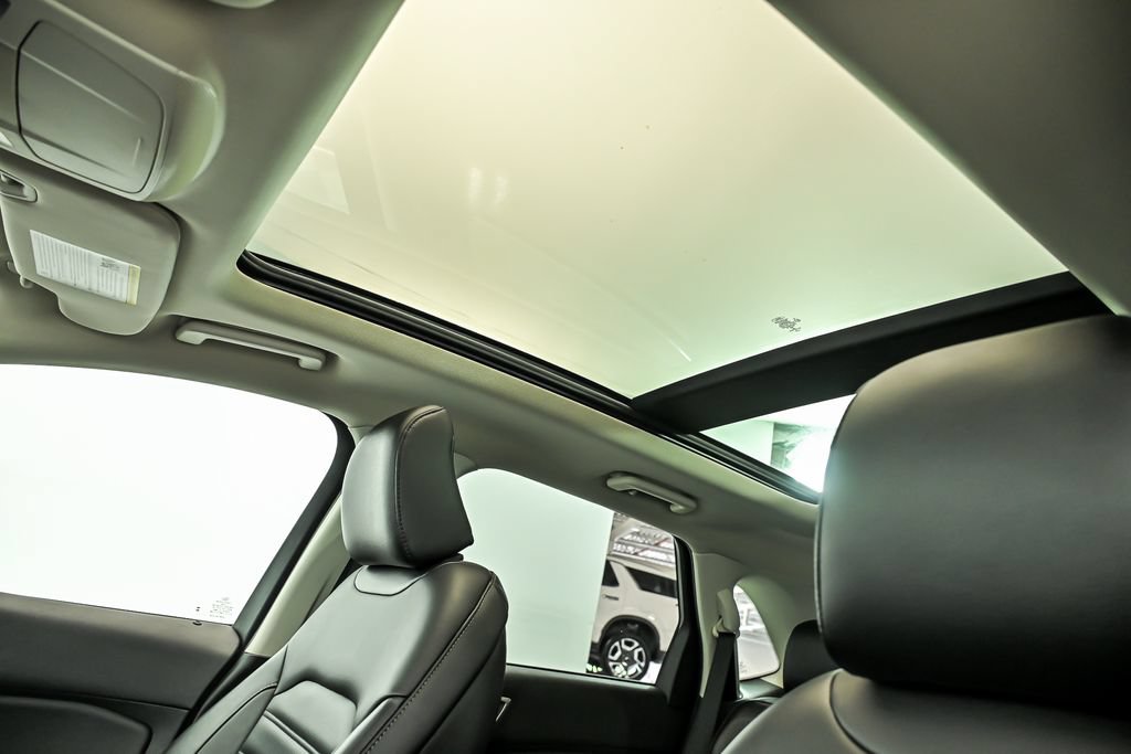 Used 2023 Ford Edge SEL w/ Convenience Package AWD/4WD image 14