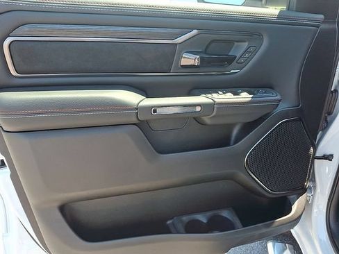 New 2026 RAM 1500 Laramie AWD/4WD image 8