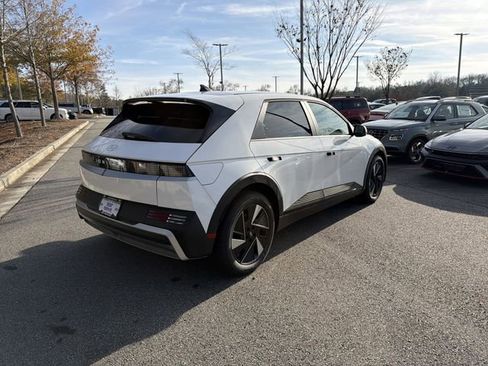 New 2026 Hyundai Ioniq 5 SEL image 7